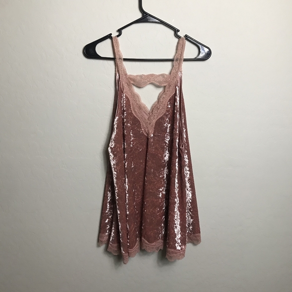 Pol Large Pink Velvet Halter Top Lace Trim - Picture 6 of 6